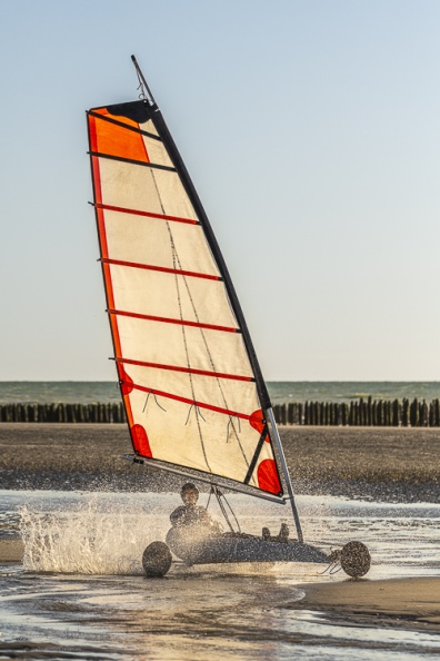 2022_07_03_Quend_plage_chars_a_voile_005.jpg