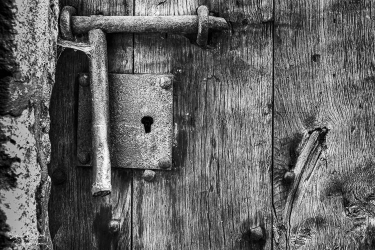 Verrou et heurtoir des portes des remparts de Saint-Valery