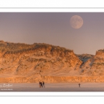 Lever de lune sur les dunes