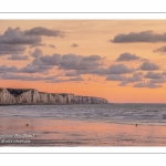 Crépuscule sur les falaises à Ault