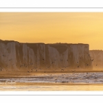 Crépuscule sur les falaises à Ault.