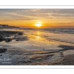 Crépuscule sur les falaises à Ault.