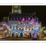 Illuminations de noël sur la place des Héros à Arras