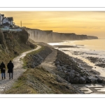 Coucher de soleil sur les falaises à Ault