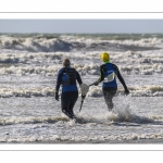 Pratiquants de Longe-côte le long de la plage de Ault