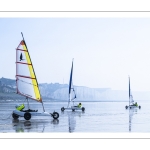 Chars-à-voile sur la plage de Ault