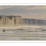 les falaises dans les embruns à Ault