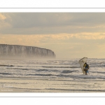 les falaises dans les embruns à Ault