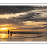 Crépuscule sur la plage à Ault