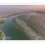 Survol de la Baie d'Authie depuis Fort-Mahon à marée basse.