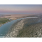 Survol de la Baie d'Authie depuis Fort-Mahon à marée basse.