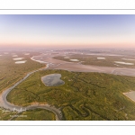 Les mollières de la Baie de Somme au petit matin (vue aérienne)