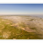 Le cap Hornu dans la brume matinale (vue aérienne)