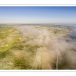 Le cap Hornu dans la brume matinale (vue aérienne)