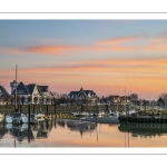 Lever du soleil sur le port du Crotoy