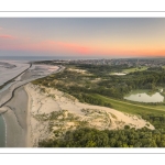 Aube sur la baie d'Authie à marée basse à Berck-sur-mer