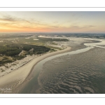 Aube sur la baie d'Authie à marée basse à Berck-sur-mer