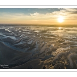 Aube sur la baie d'Authie à marée basse à Berck-sur-mer