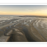 Aube sur la baie d'Authie à marée basse à Berck-sur-mer