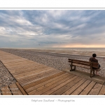 Un soir d'Ã©tÃ© Ã  Cayeux-sur-mer, alors que la mÃ©tÃ©o capricieuse donne au chemin des planches un petit air hors saison. Saison : Ã©tÃ© - Lieu : Cayeux-sur-mer,Somme, Picardie, France