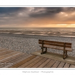 Un soir d'Ã©tÃ© Ã  Cayeux-sur-mer, alors que la mÃ©tÃ©o capricieuse donne au chemin des planches un petit air hors saison. Saison : Ã©tÃ© - Lieu : Cayeux-sur-mer,Somme, Picardie, France