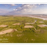 Les mollières de la Baie de Somme au petit matin au Cap Hornu (vue aérienne)