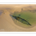 France, Pas-de-Calais (62), côte d'Opale, Grand site des deux caps, La plage de Tardinghen et l’épave du Lord Grey, ce chalutier britannique, long de 37 mètres, réquisitionné en 1915 par la Royal Navy et transformé en démineur, qui a sombré le 2 décembre 1917 lors d'une tempête  (Vue aérienne) // France, Pas-de-Calais (62), Opal Coast, Great site of the two capes, Tardinghen beach with the wreck of the Lord Grey, this 37-meter long British trawler, requisitioned in 1915 by the Royal Navy and transformed into a mine-clearer, which sank on December 2, 1917 during a storm (aerial view)