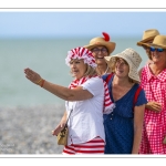 le "dîner-croisière" à Cayeux-sur-Mer est une fête rétro sur le célèbre chemin de planches de la plage.