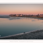 La baie de Somme par grand froid, vue sur  Le Crotoy - Saison : Hiver - Lieu : Le Crotoy, Baie de Somme, Somme, Picardie, Hauts-de-France, France - The Baie de Somme in cold weather, overlooking Le Crotoy - Season: Winter - Location: Le Crotoy, Somme, Somme, Picardie, Hauts-de-France, France