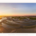 Saison : été - Lieu : Le Crotoy, Baie de Somme, Somme, Hauts-de-France, France. Panorama par assemblage d'images 6873 x 3436 px