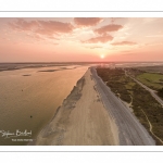 Survol de la baie de Somme au niveau du Hourdel