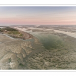 La pointe du Hourdel et les bancs de sable de la baie de Somme à marée basse