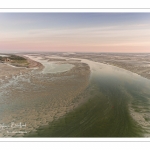 La pointe du Hourdel et les bancs de sable de la baie de Somme à marée basse