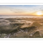 Aube brumeuse sur les dunes du Marquenterre près de Fort-Mahon