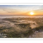 Aube brumeuse sur les dunes du Marquenterre près de Fort-Mahon