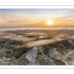 Aube brumeuse sur les dunes du Marquenterre près de Fort-Mahon