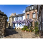 La glycine rue de la Porte de Nevers à Saint-Valery