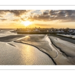 France, Somme (80), Baie de Somme, Le Crotoy, Coucher de soleil côté port // France, Somme (80), Bay of Somme, Le Crotoy, Sunset on the harbor side