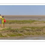 Promeneurs en baie de Somme à marée basse