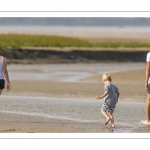 Promeneurs en baie de Somme à marée basse