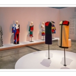Exposition Temporaire, "s'habiller en artiste. L'artiste et le vêtement"