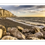 Un soir au pied des falaises à Ault