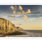 Un soir au pied des falaises à Ault