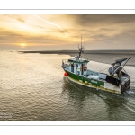 Départ des pêcheurs du Hourdel au soleil levant