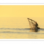 Pêcheurs au haveneau au soleil couchant