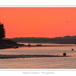 Coucher de soleil sur le chenal de la Somme Ã  Saint-Valery, vu depuis la lanterne (phare) - Saison : Ã©tÃ© - Lieu : Saint-Valery-sur-Somme, Baie de Somme, Somme, Picardie, France