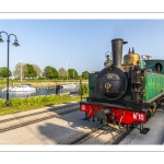 Arrivée du petit train de la Somme sur les quais à Saint-Valery