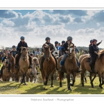 Chaque annÃ©e Ã  l'automne, une grande manifestation est organisÃ©e autour du cheval Henson, race crÃ©Ã©e en Baie de Somme. Les cavaliers de la rÃ©gion viennent et emÃ¨nent le troupeau de juments et de poulains depuis le parc du Marquenterre jusqu'Ã  Saint-Quentin-en-Tourmont oÃ¹ juments et poulains seront sÃ©parÃ©s. Saison : Automne - Lieu : Saint-Quentin-en-Tourmont, Baie de Somme, Somme, Picardie, France